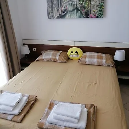 Аполон 2 Apartment